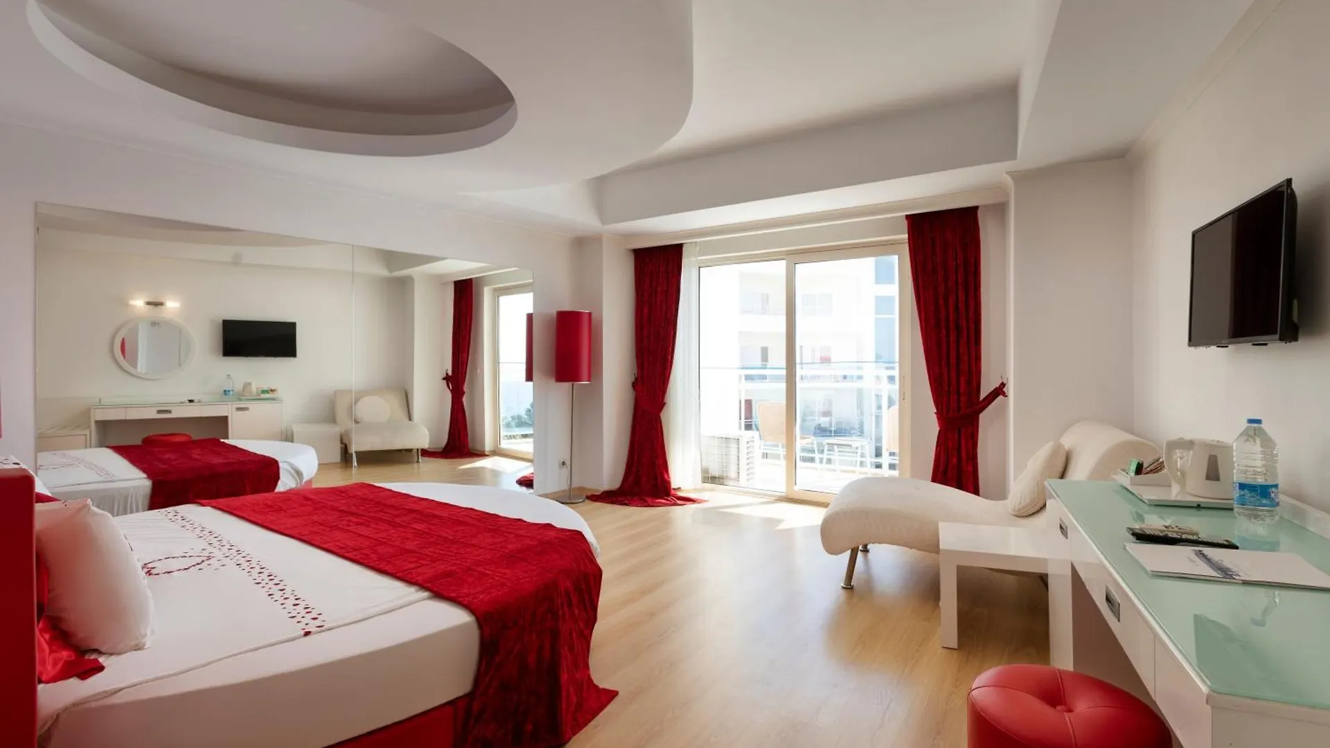 Sealight Resort Hotel Kusadasi