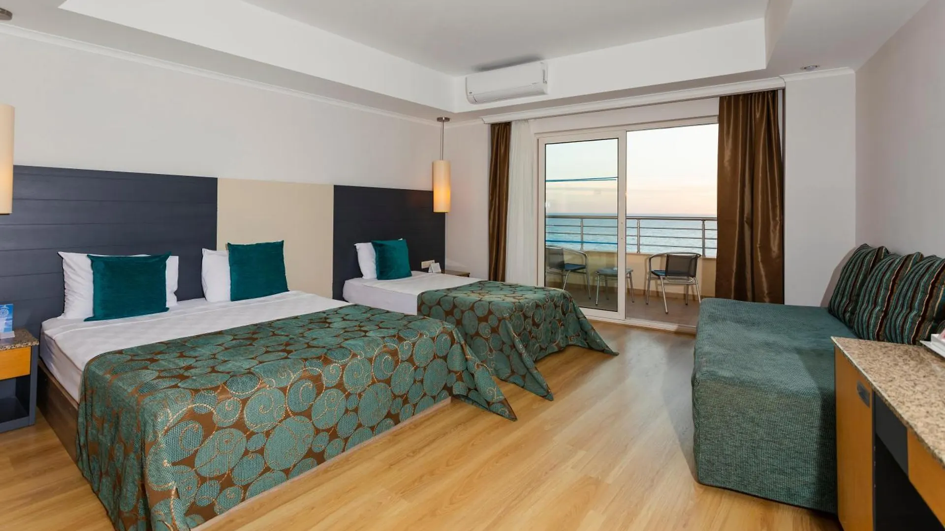 Sealight Resort Hotel Kusadasi